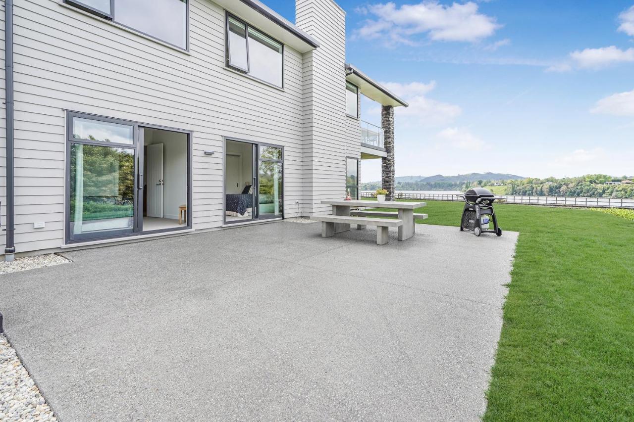 Lakeside Karapiro Downstairs Apartment Cambridge Kültér fotó
